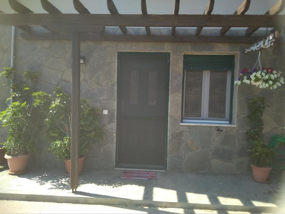 Αμυγδαλιές 33 Μύρινα Myrina Exterior photo